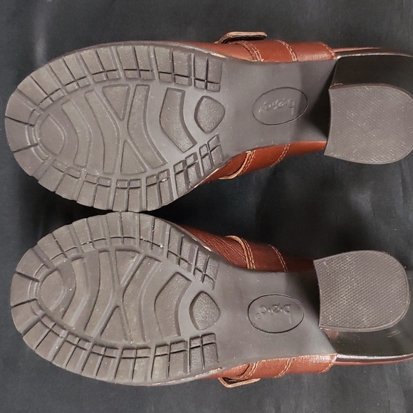 Born Concept BOC Brown Leather Chunky Heel Mules with Buckle Detail, 7 - Picture 7 of 8